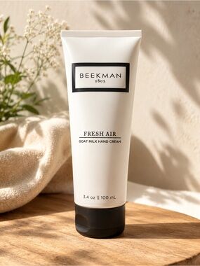Beekman 1802 Fresh Air Goat Milk Hand Cream - White & Black